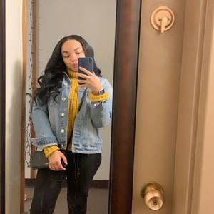 Meet your Posher, Ariana